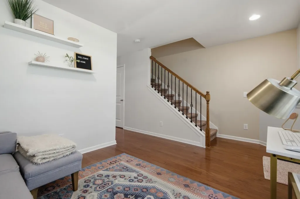 324 Mapleton Alley Hermitage TN 37076
