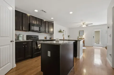 324 Mapleton Alley Hermitage TN 37076