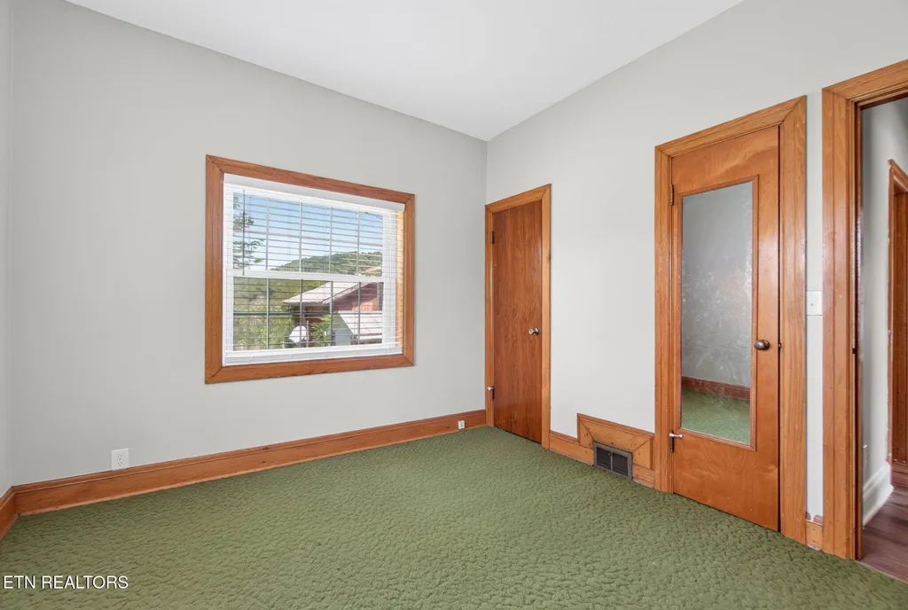 11034 Old Highway 28 Pikeville TN 37367