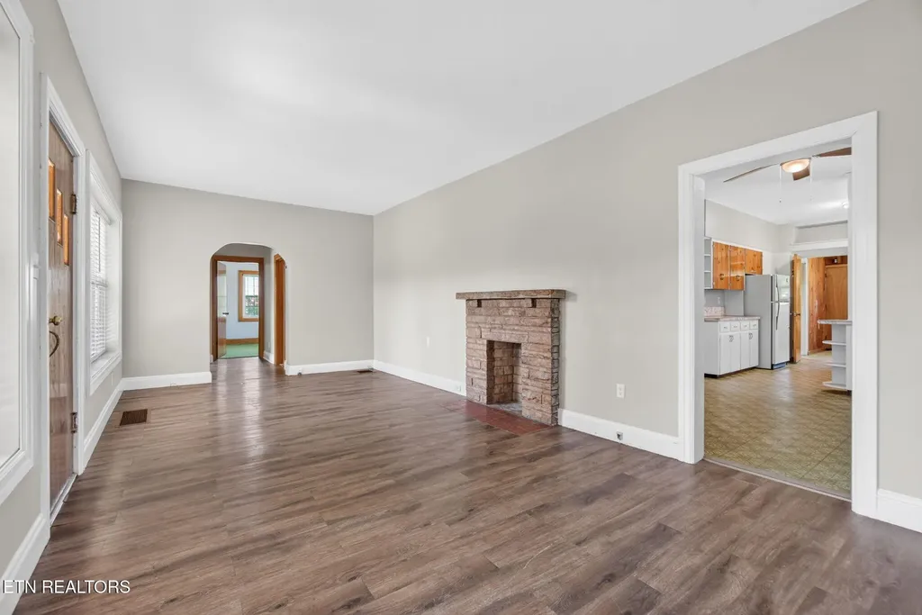 11034 Old Highway 28 Pikeville TN 37367