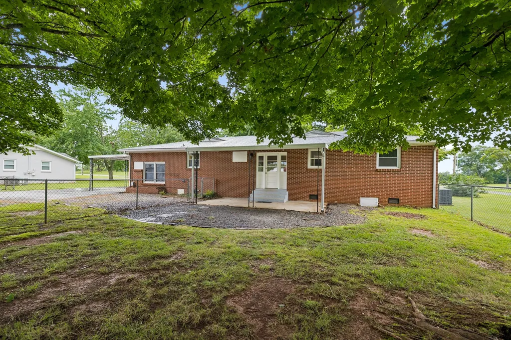 4358 Sulphur Springs Road Murfreesboro TN 37129