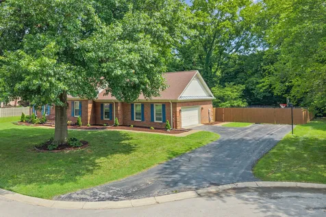 14 Harton Place Hopkinsville KY 42240