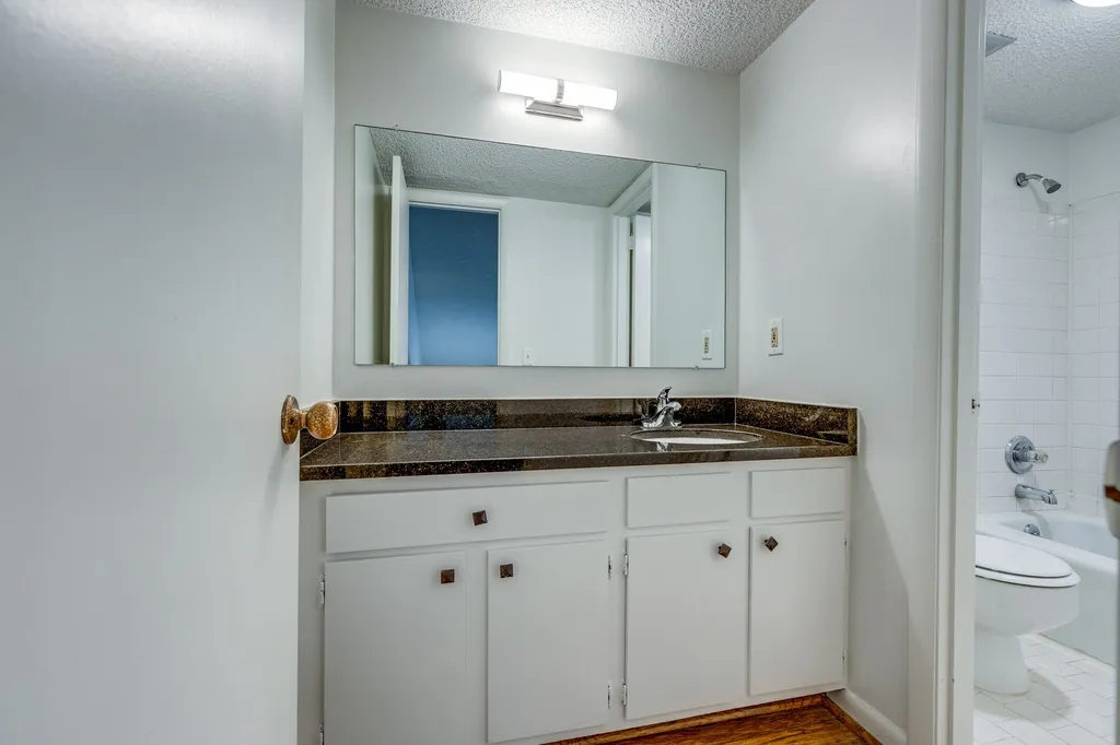 214 Old Hickory Boulevard Nashville TN 37221
