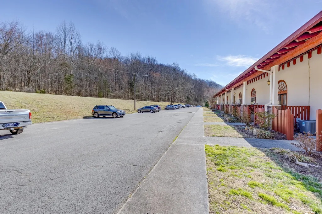 214 Old Hickory Boulevard Nashville TN 37221