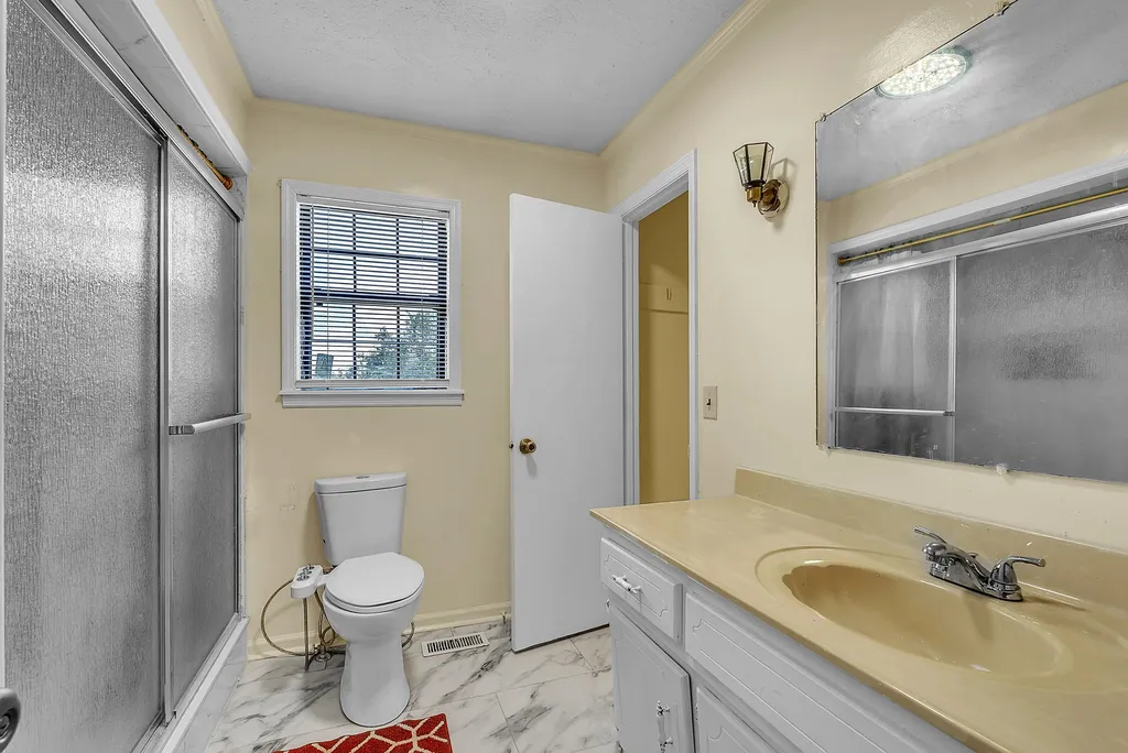 5785 Short Mountain Road Mcminnville TN 37110