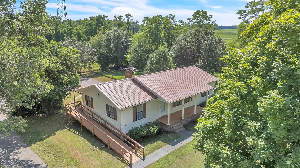 5785 Short Mountain Road Mcminnville TN 37110