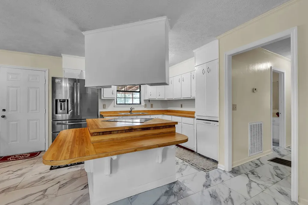 5785 Short Mountain Road Mcminnville TN 37110