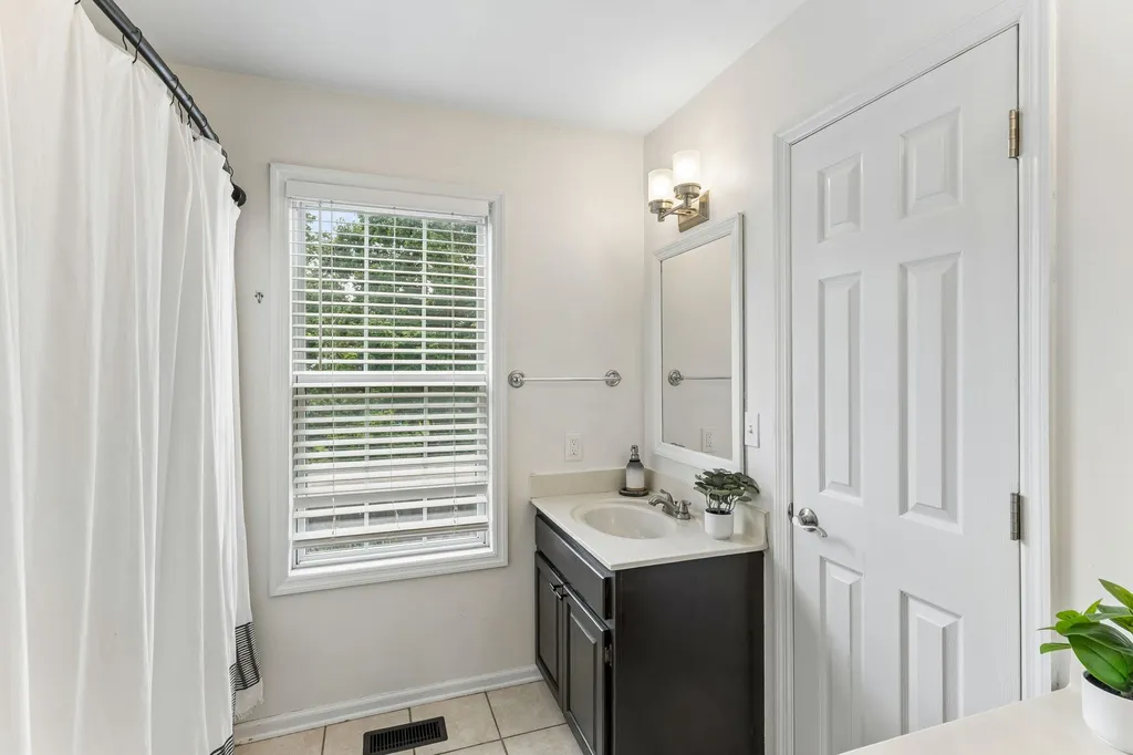 2024 Big Oak Drive Spring Hill TN 37174