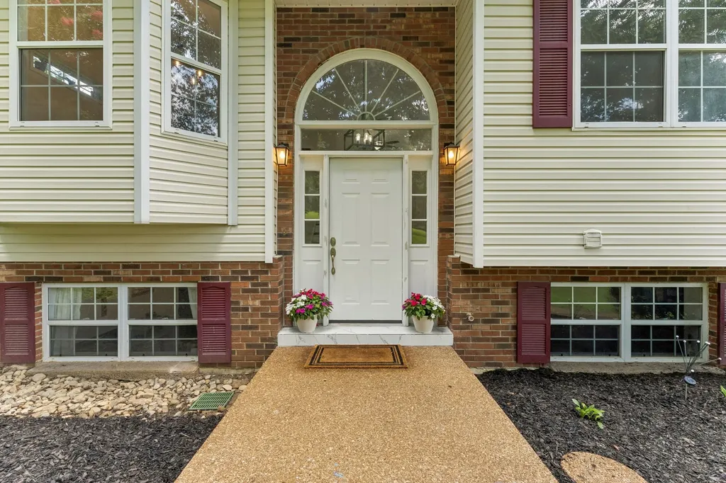 2024 Big Oak Drive Spring Hill TN 37174
