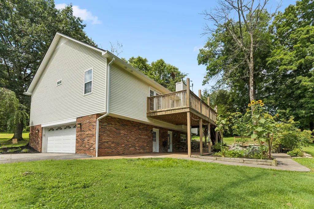 2024 Big Oak Drive Spring Hill TN 37174