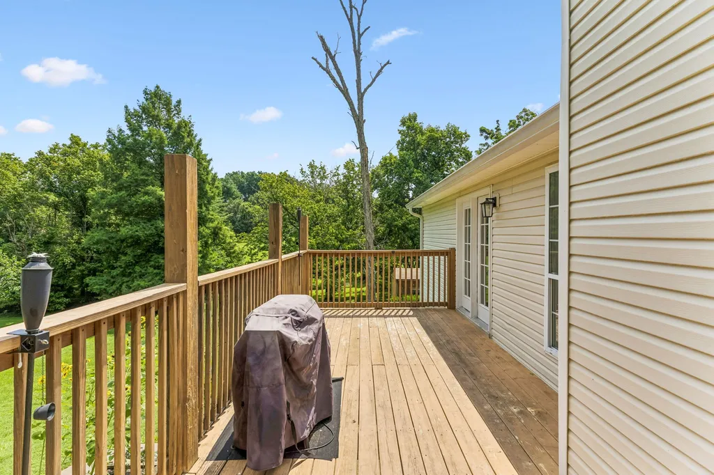 2024 Big Oak Drive Spring Hill TN 37174