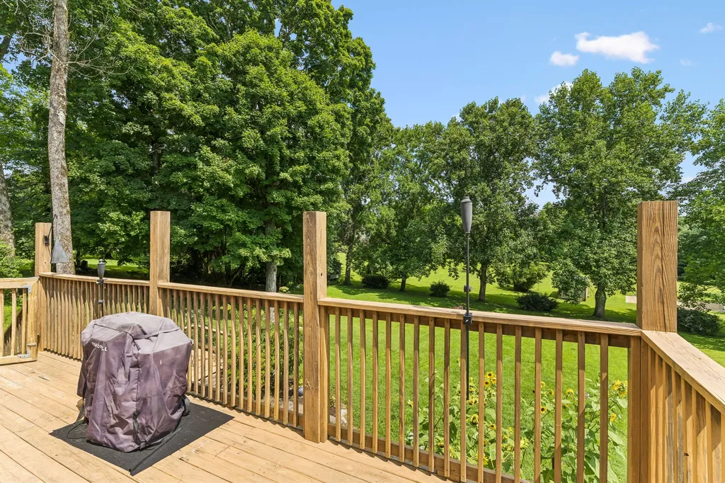 2024 Big Oak Drive Spring Hill TN 37174
