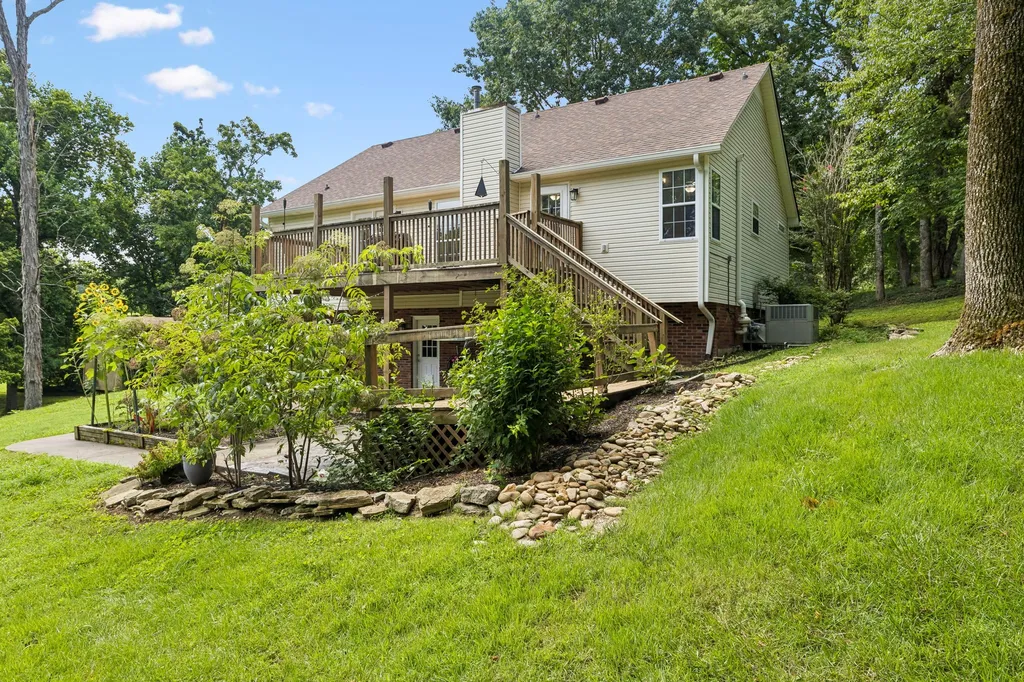 2024 Big Oak Drive Spring Hill TN 37174