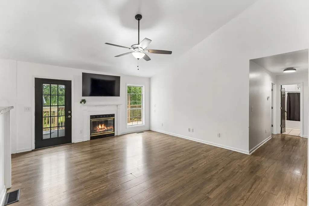 2024 Big Oak Drive Spring Hill TN 37174