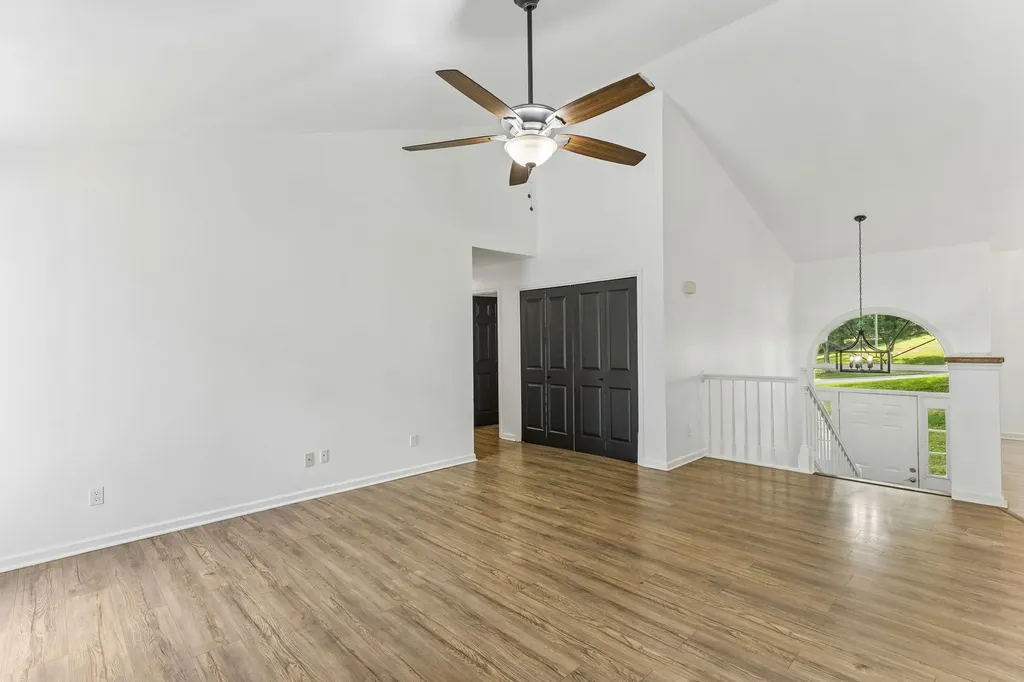 2024 Big Oak Drive Spring Hill TN 37174