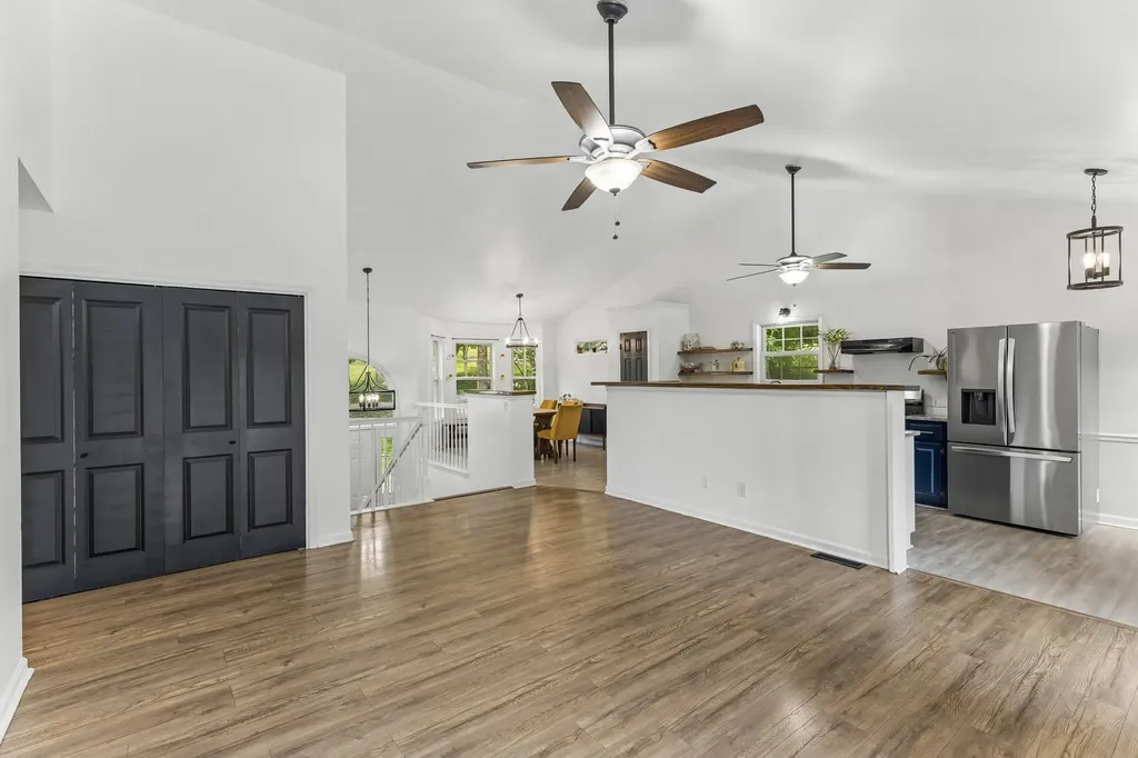2024 Big Oak Drive Spring Hill TN 37174