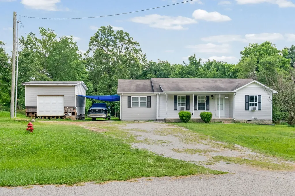 7756 Johnson Mill Road Hopkinsville KY 42240