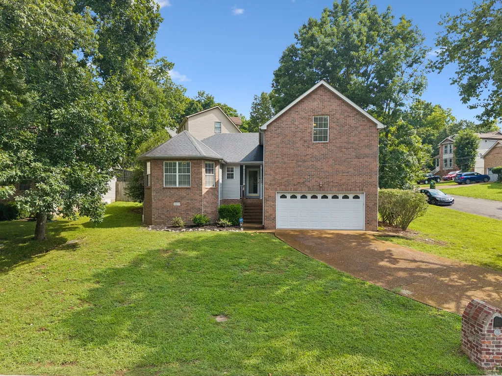 768 Dover Glen Drive Antioch TN 37013