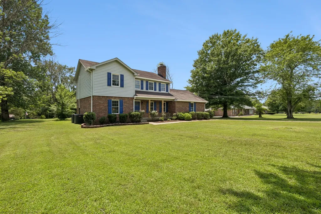 239 Southwinds Drive Hermitage TN 37076