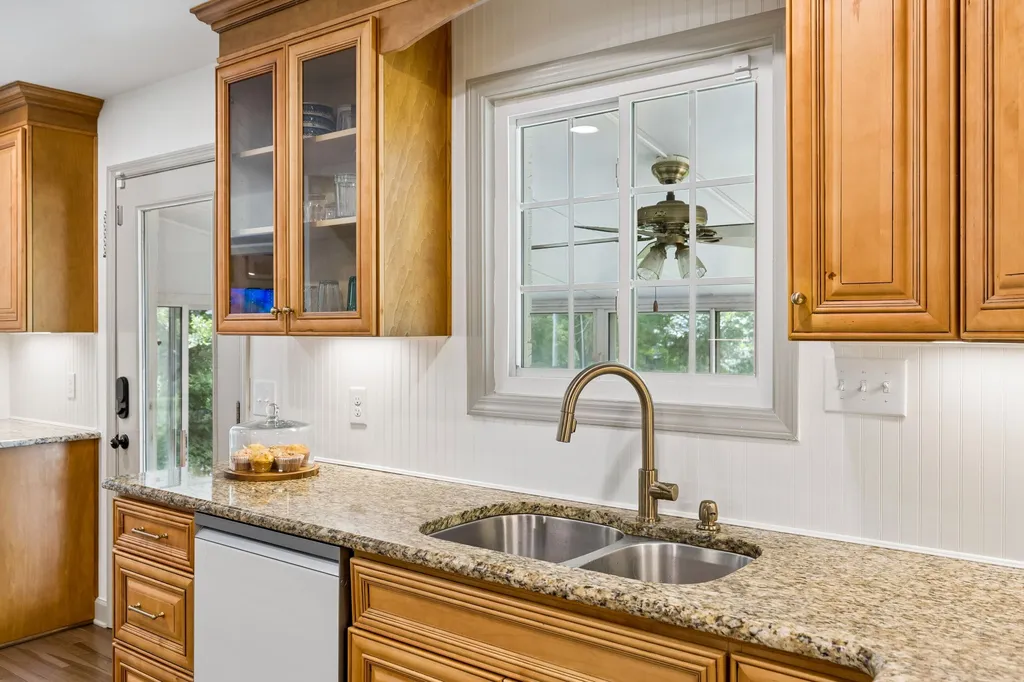 239 Southwinds Drive Hermitage TN 37076