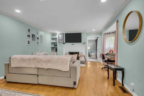 1337 Lee Brown Road Bon Aqua TN 37025