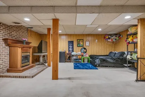 1337 Lee Brown Road Bon Aqua TN 37025