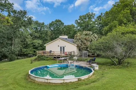 1337 Lee Brown Road Bon Aqua TN 37025