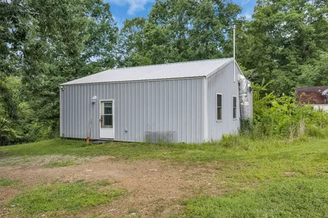 1337 Lee Brown Road Bon Aqua TN 37025