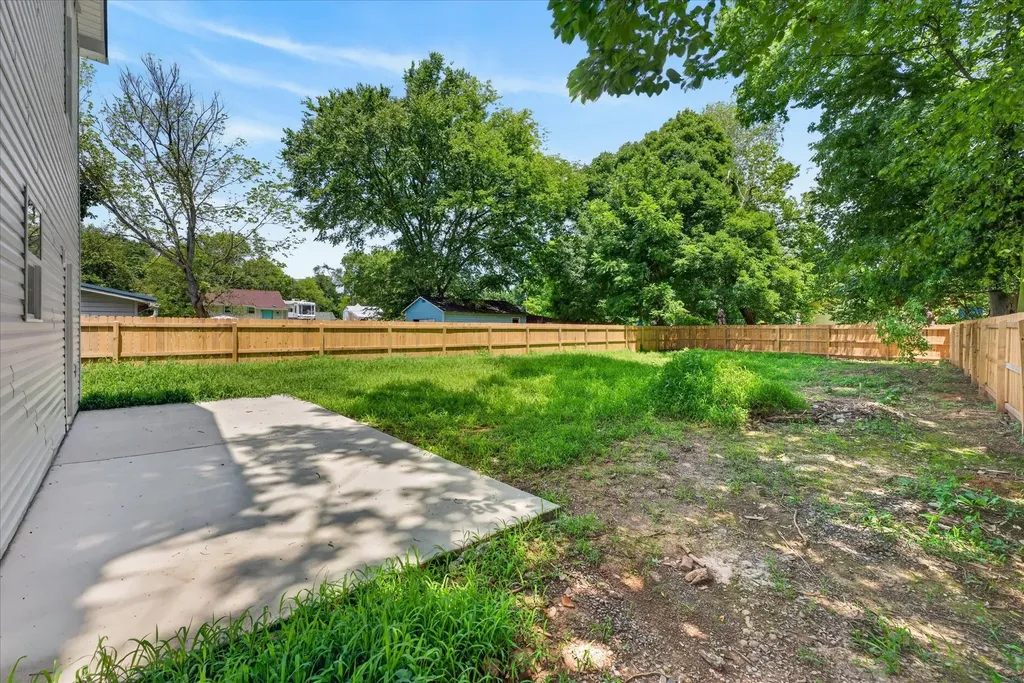 403 Locust Street Clarksville TN 37042
