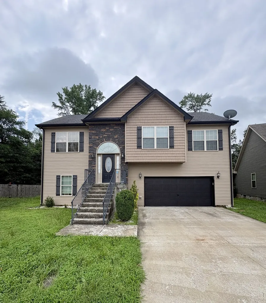 3728 Crisscross Court Clarksville TN 37040