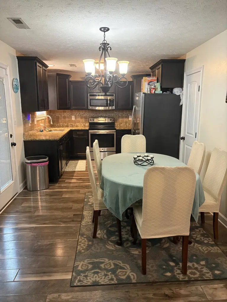 3728 Crisscross Court Clarksville TN 37040