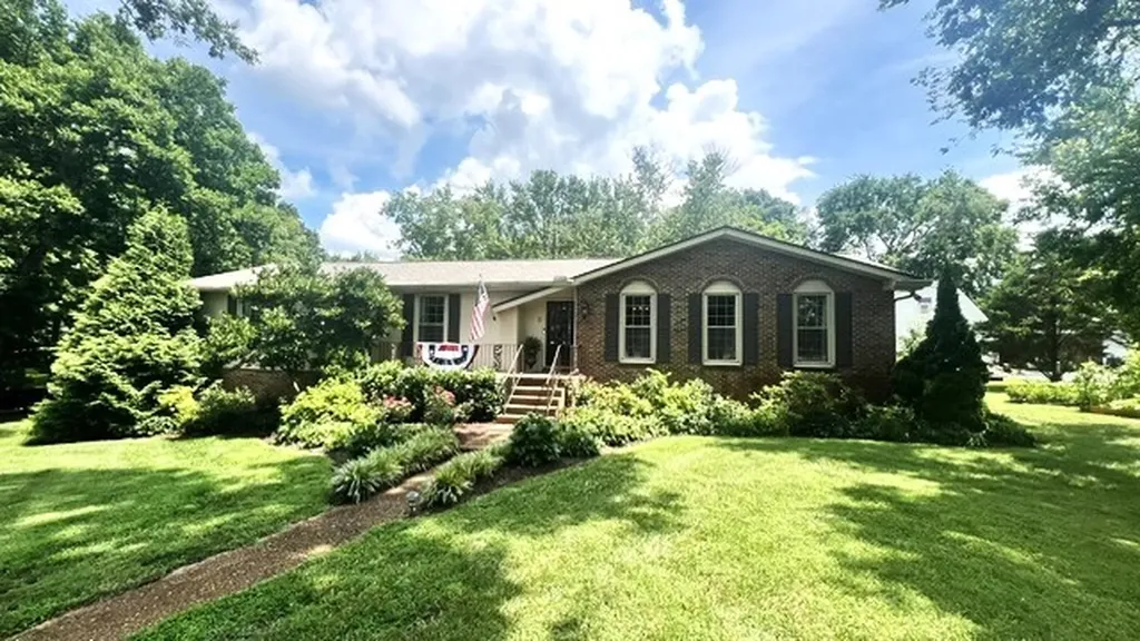 1200 Holly Hill Drive Franklin TN 37064