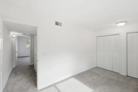 4958 Edmondson Pike Nashville TN 37211