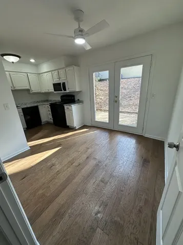 4958 Edmondson Pike Nashville TN 37211