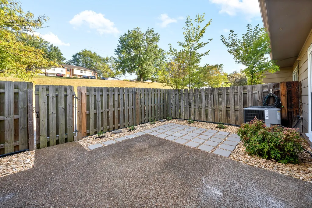 5600 Country Drive Nashville TN 37211