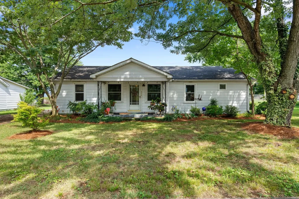 345 Portland Boulevard Portland TN 37148