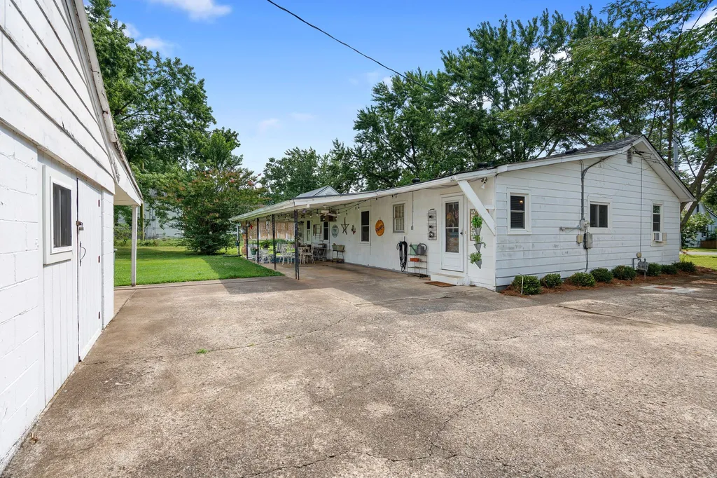 345 Portland Boulevard Portland TN 37148