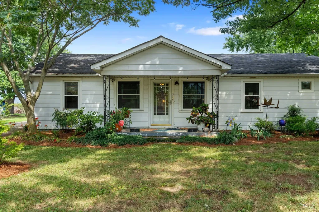 345 Portland Boulevard Portland TN 37148