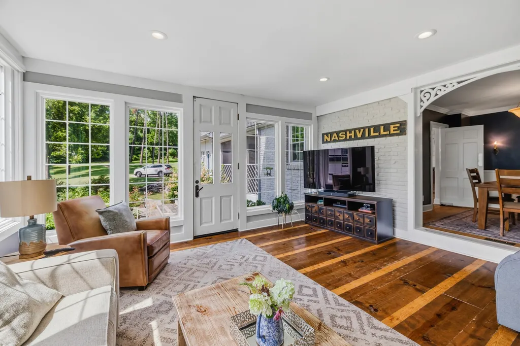 852 Battery Lane Nashville TN 37220
