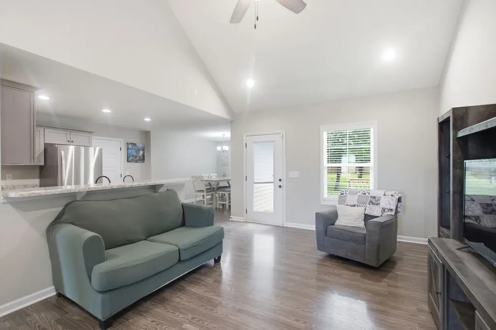 312 Spring Creek Street Chapel Hill TN 37034