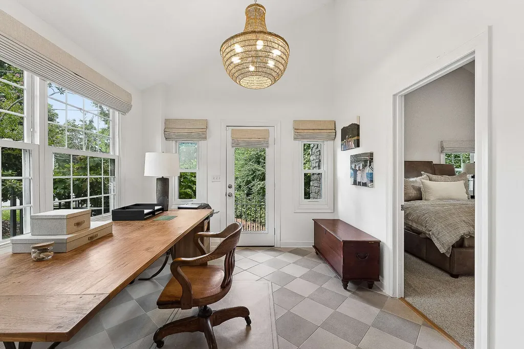 3724 Woodmont Lane Nashville TN 37215