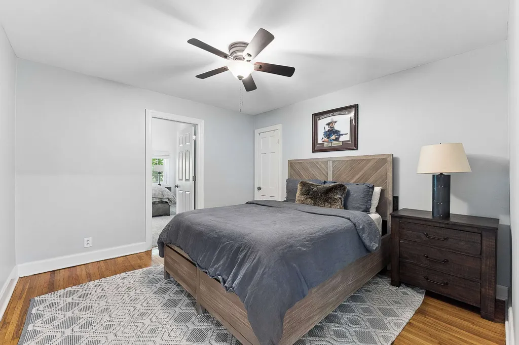 3724 Woodmont Lane Nashville TN 37215