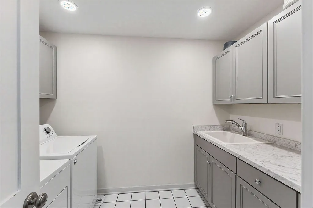 3724 Woodmont Lane Nashville TN 37215