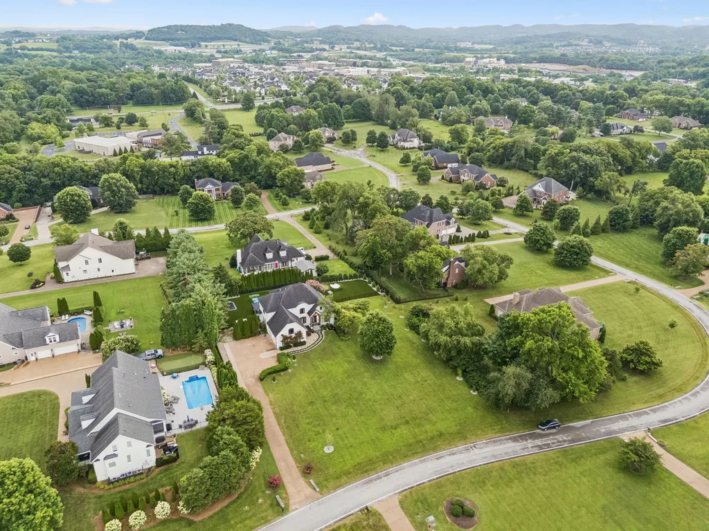 2112 Summer Hill Circle Franklin TN 37064