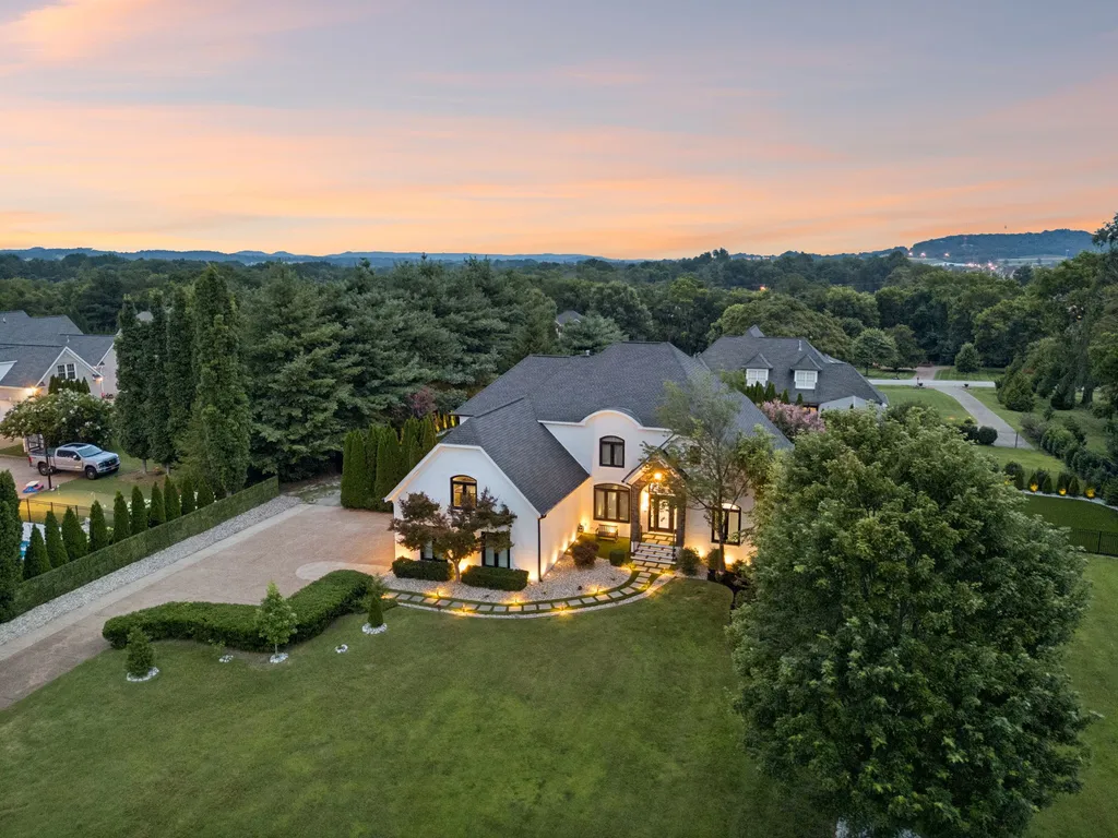 2112 Summer Hill Circle Franklin TN 37064