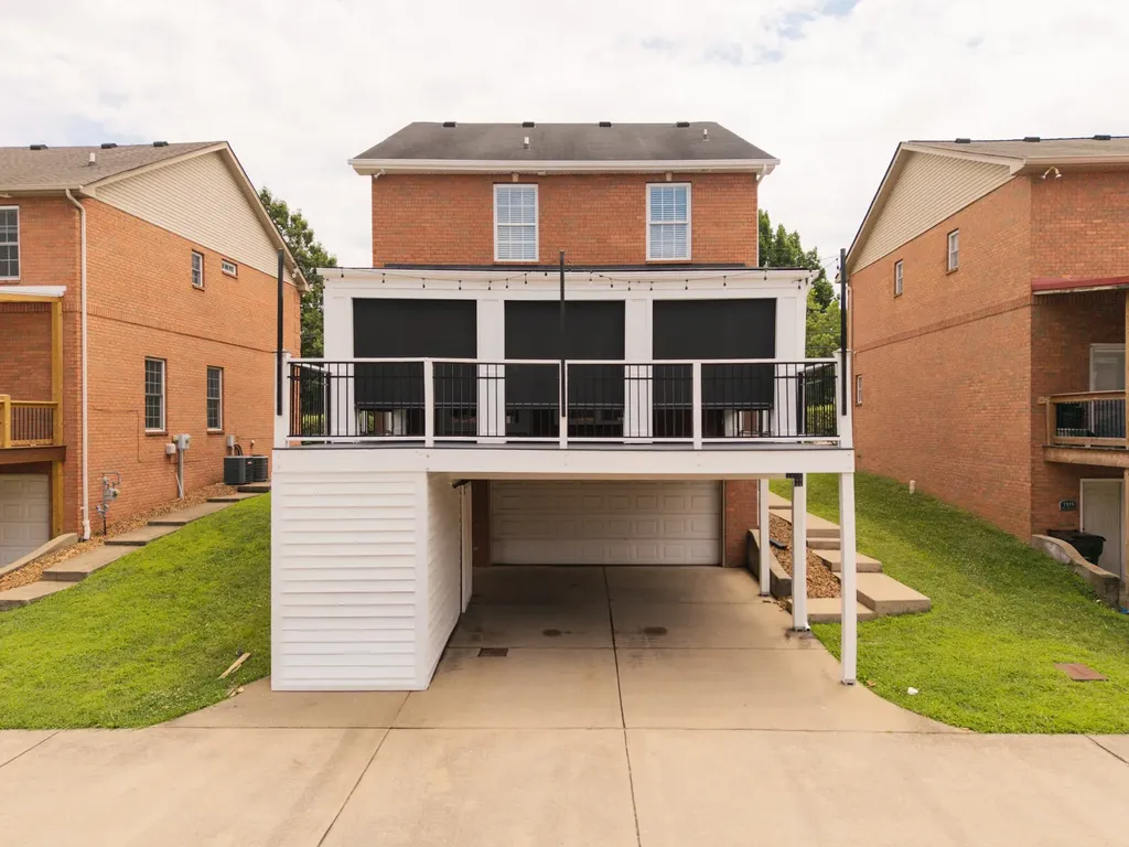 1921 28th Ave, N Nashville TN 37208
