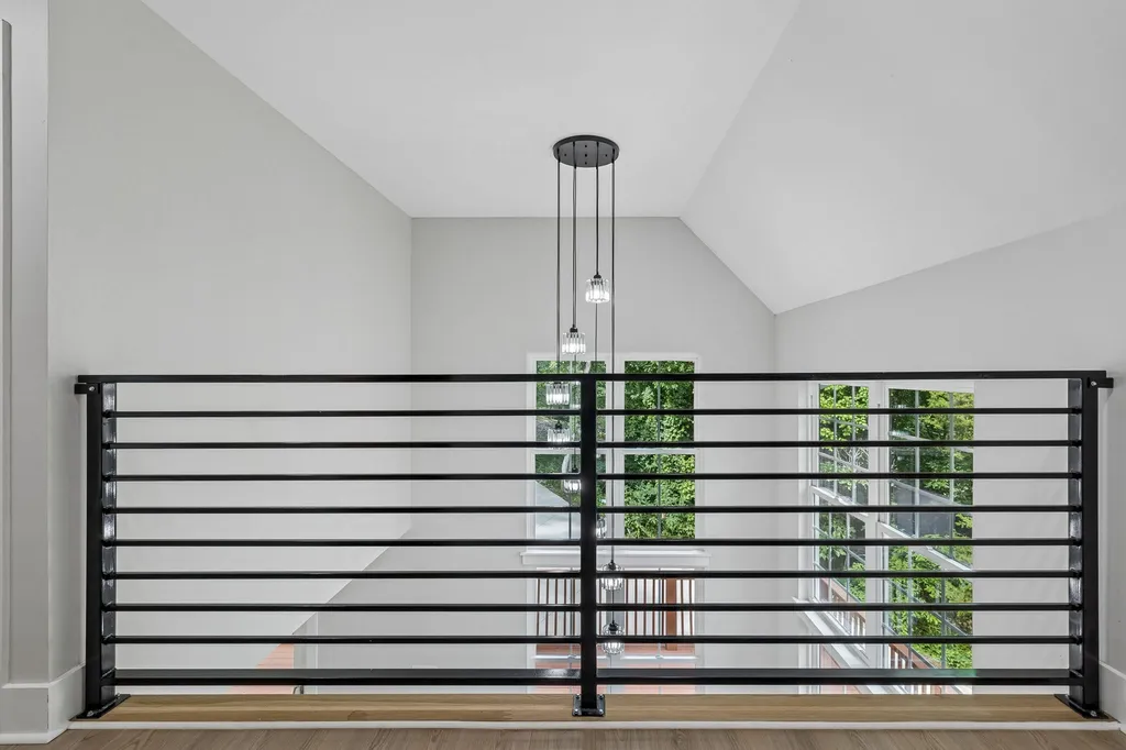 670 Harbor Drive Lancaster TN 38569
