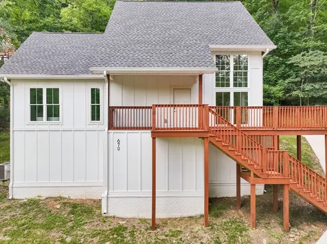 670 Harbor Drive Lancaster TN 38569