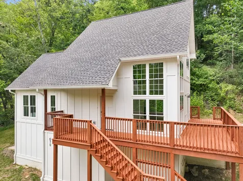 670 Harbor Drive Lancaster TN 38569