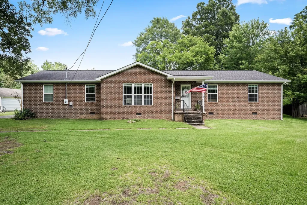 114 Ragan Street Tullahoma TN 37388